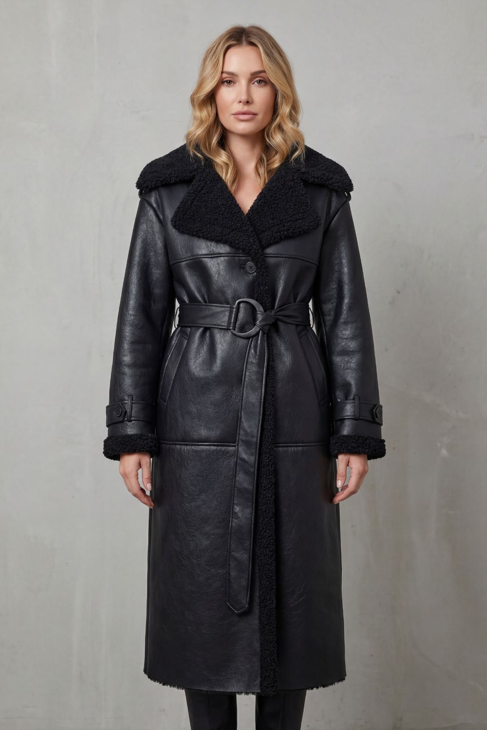 Ravienne – Ocieplający oversize z paskiem – Płaszcz shearling