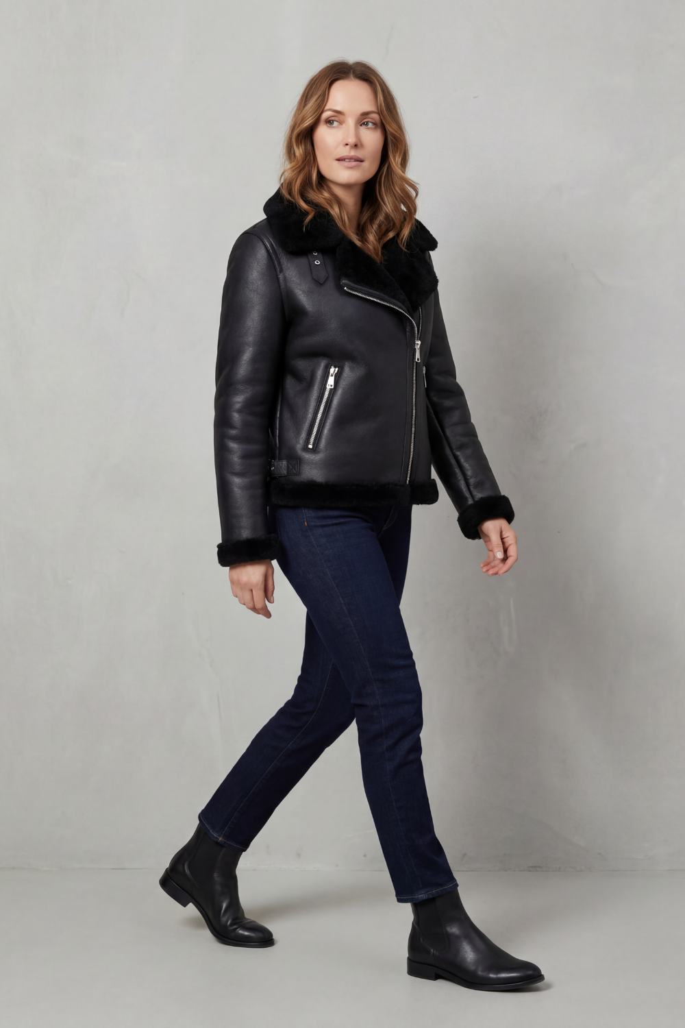 Noirellé – Asymetryczny zamek – Ramoneska z wykończeniem shearling