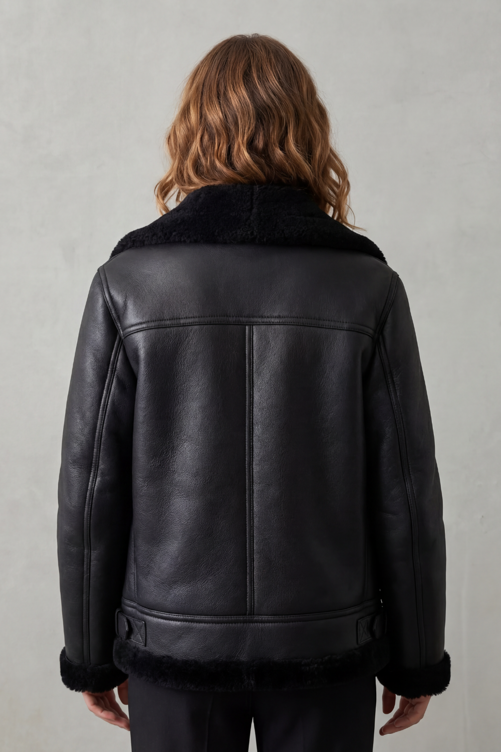 Noirellé – Asymetryczny zamek – Ramoneska z wykończeniem shearling